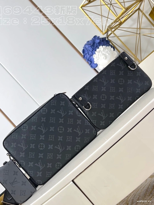 WIS TRIO MESSENGER VUITTON LOUIS 0711